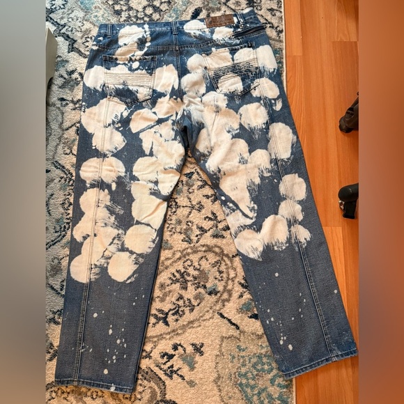 Rocawear Mens Classic Straight Leg Jeans with Artistic Bleach Pattern Tag Sz 44 - Picture 2 of 15